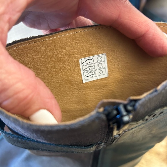 Porto-fino Boots. Teal Leather  & Grey Suede, Tan Inside. - Picture 9 of 9